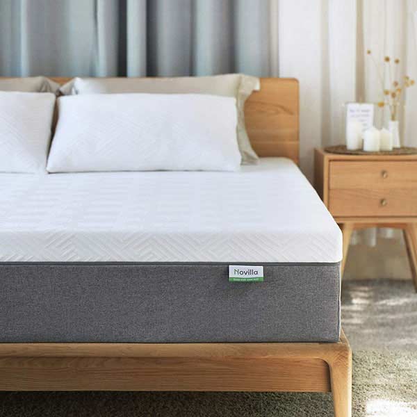 King-Mattress-Novilla 10-inch Gel Memory Foam slider